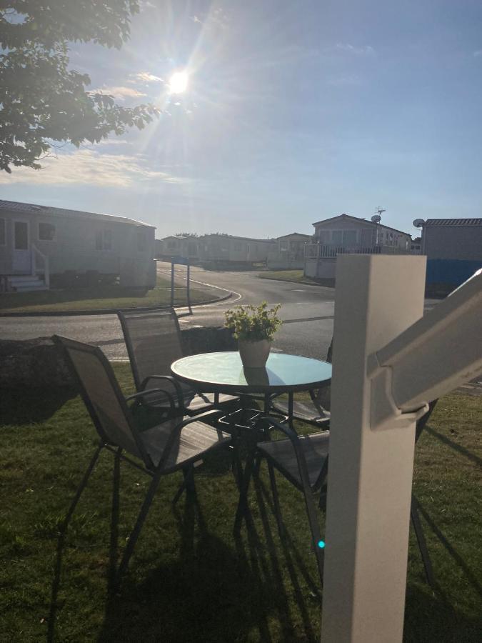Trecco Bay Acorns 22 Hotel Porthcawl Bagian luar foto