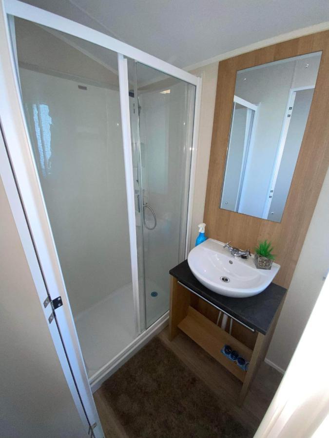 Trecco Bay Acorns 22 Hotel Porthcawl Bagian luar foto