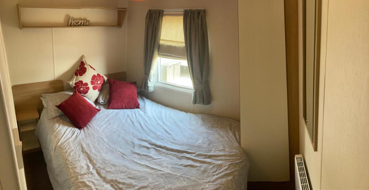 Trecco Bay Acorns 22 Hotel Porthcawl Bagian luar foto